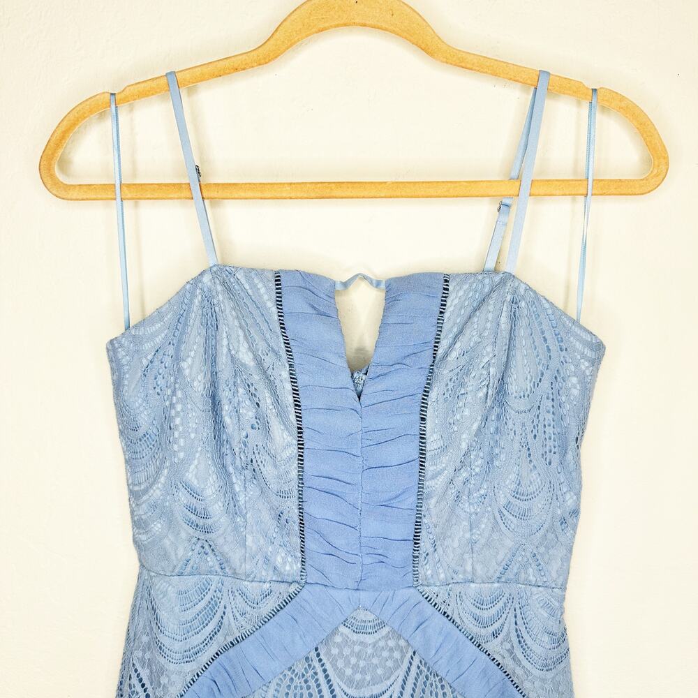 Harlyn Scallop Hem Lace Cocktail Sheath Bodycon Periwinkle Blue Dress Small - Picture 3 of 15
